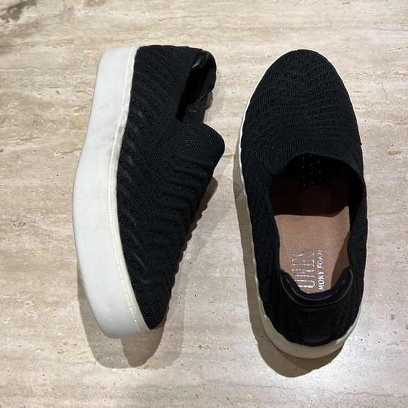 Dunes memory foam sneakers black size 6 New - Picture 3 of 7